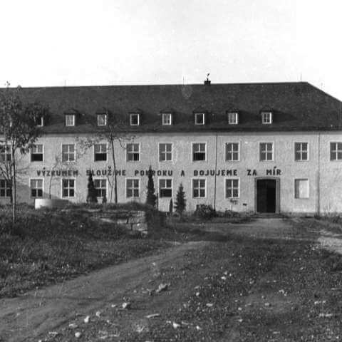 Agritec - budova (historický snímek)